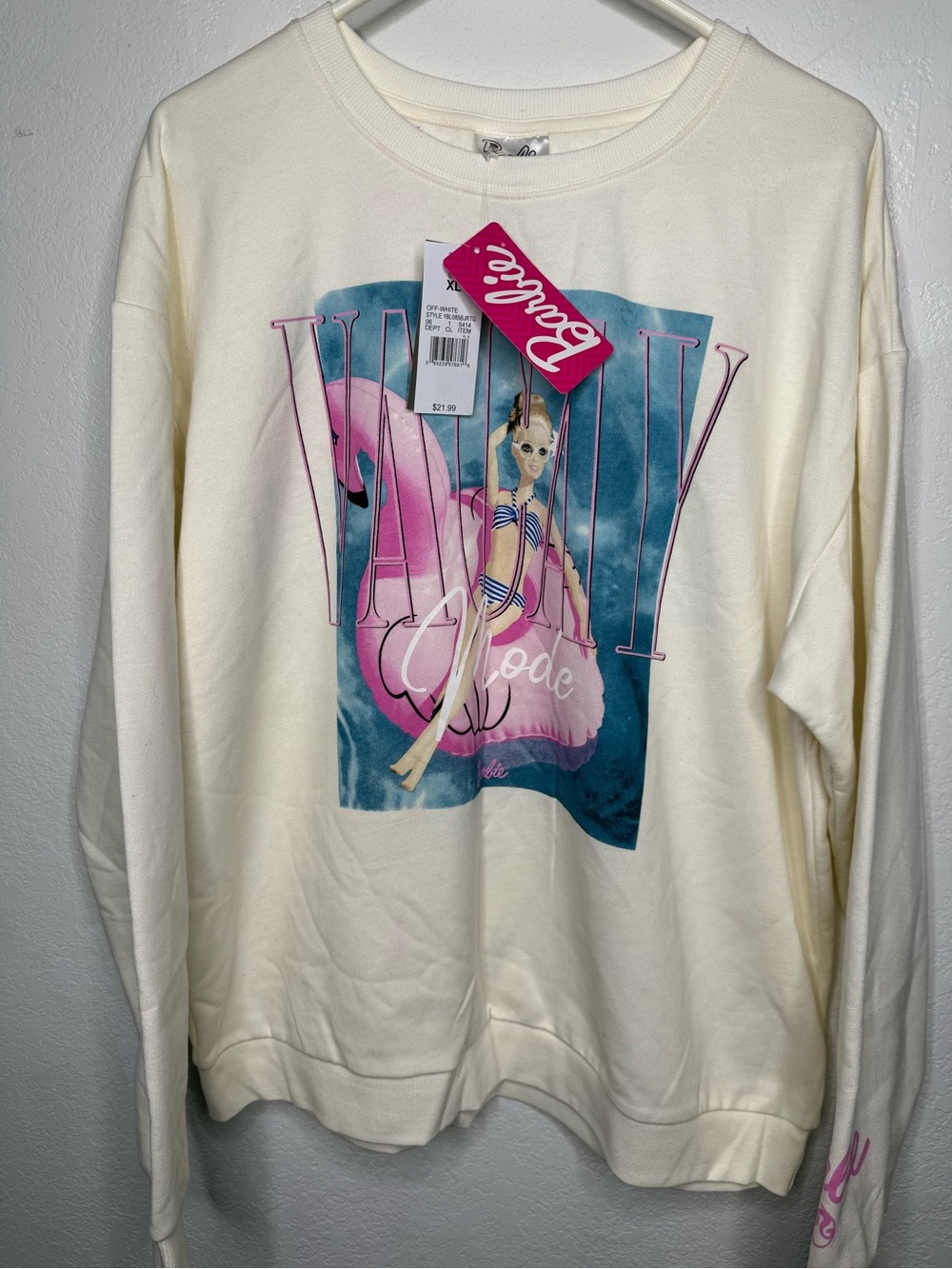 Barbie vacay Cream Graphic Pullover Sweatshirt size XL
